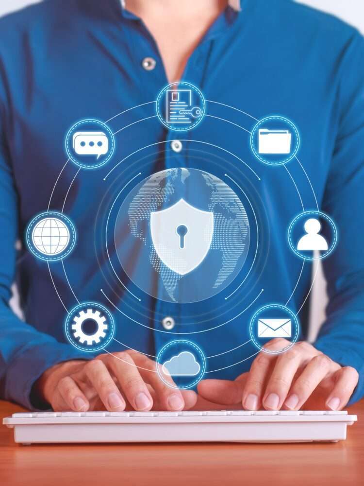 Webdesign Hannover - Eine Person in einem blauen Hemd tippt auf einer weißen Tastatur. Digitale Symbole umgeben ein zentrales Schild mit einem Schlüsselloch und repräsentieren Cybersicherheitskonzepte wie WordPress-Wartung, Kommunikation, Datenspeicherung, Internet, Einstellungen, Cloud und E-Mail. Local SEO Agentur Hannover.